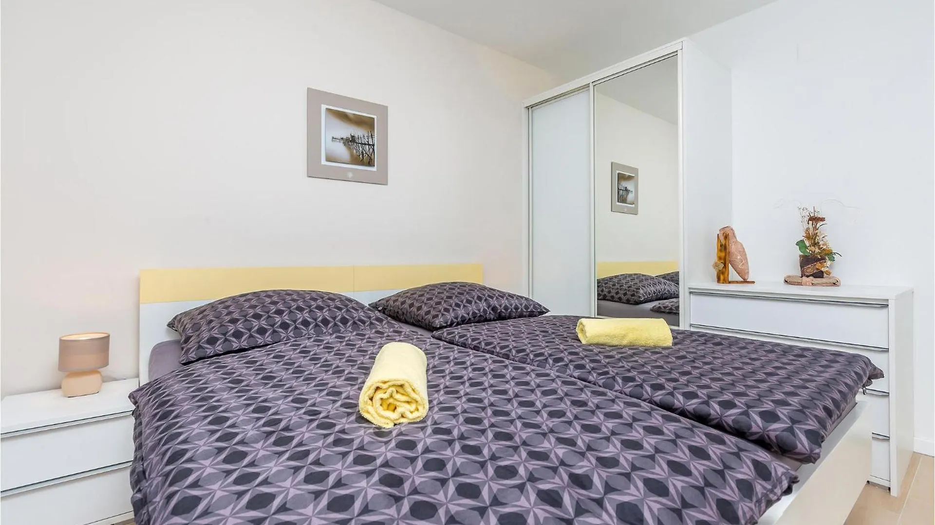 Semesterbostad Lovely Home In Malinska With House Sea View Kroatien